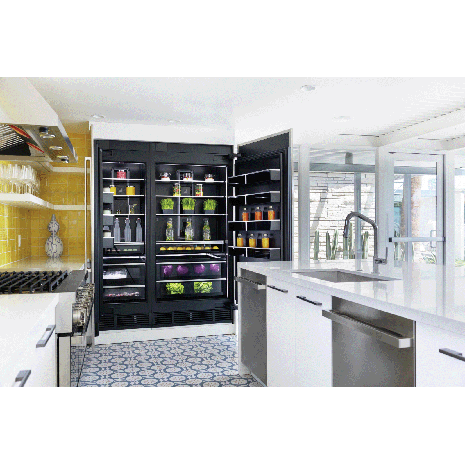 lifestyle-p220442jx-049_1600x1600_72dpi